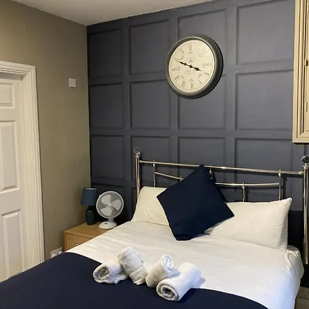 The Buck Hotel *